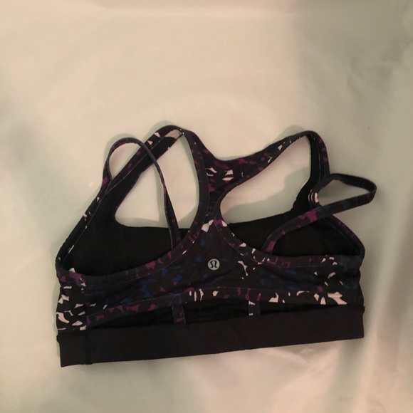 Lululemon strappy sports Bra - Picture 2 of 3